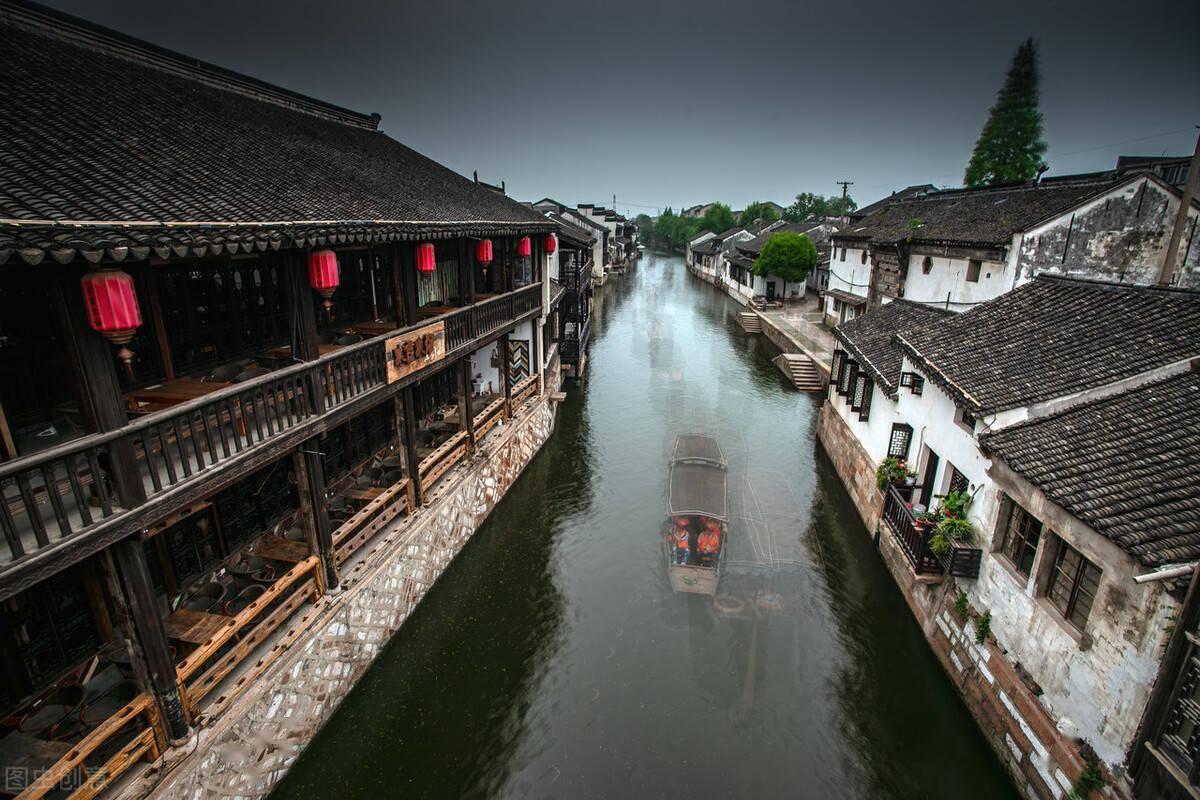 发现冷知识的发现直属领导格局比较小,可是又不想换工作,应该怎么处理这件事呢?平台,独特而有趣